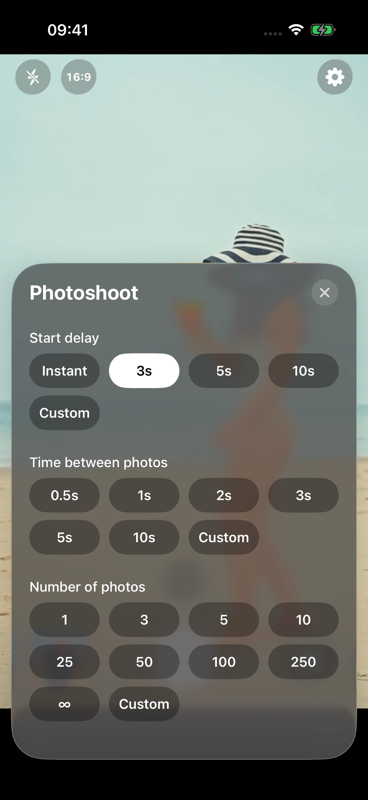 Gobo's timer settings with start delay, time between photos, and photo count controls